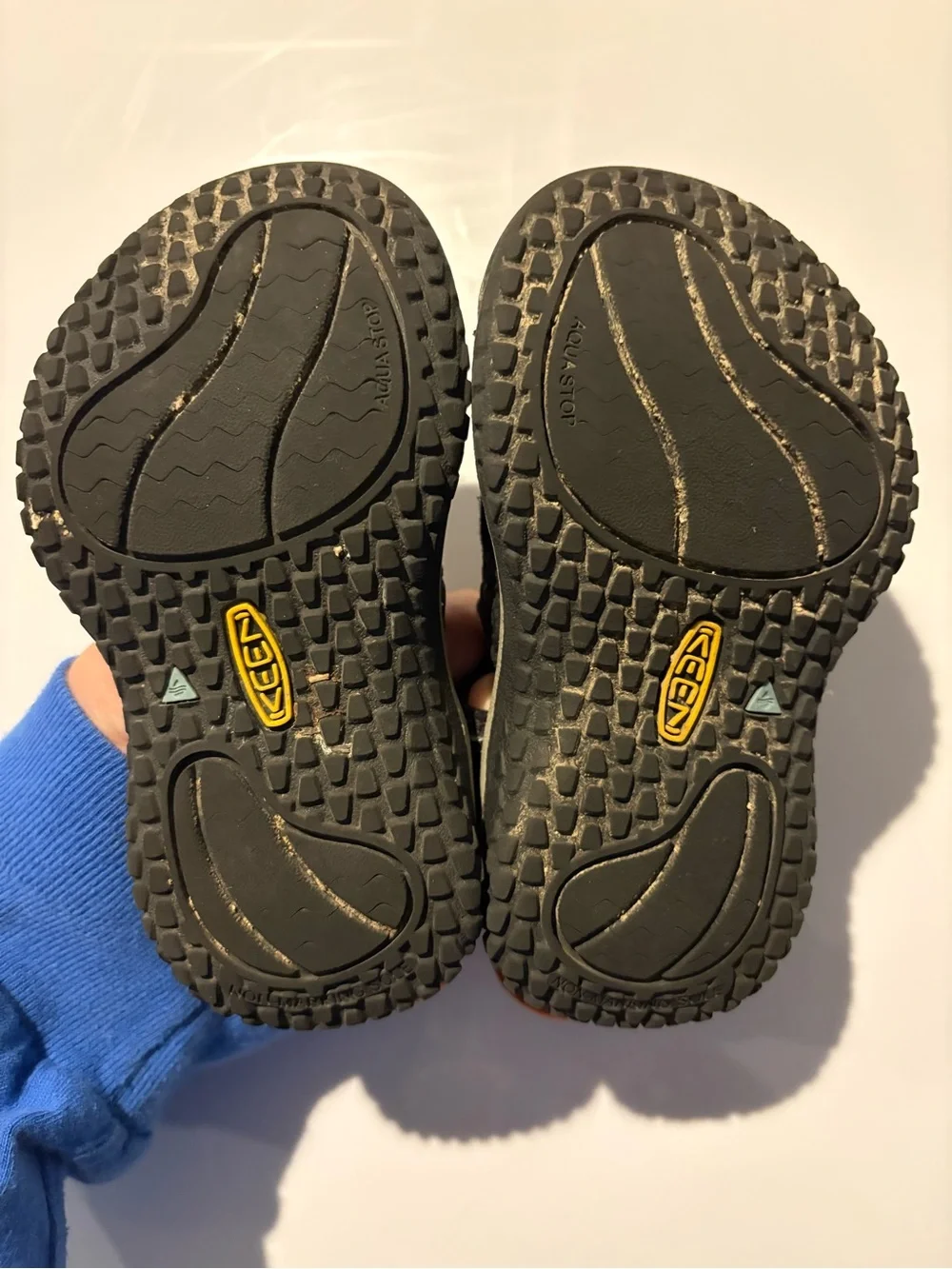 Keen Stingray toddler sandals black and cosmos Size 6 baby shoes water repellent